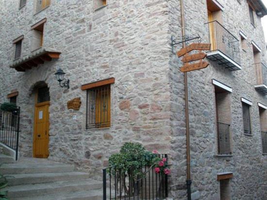 L' Artesà Turisme Rural *